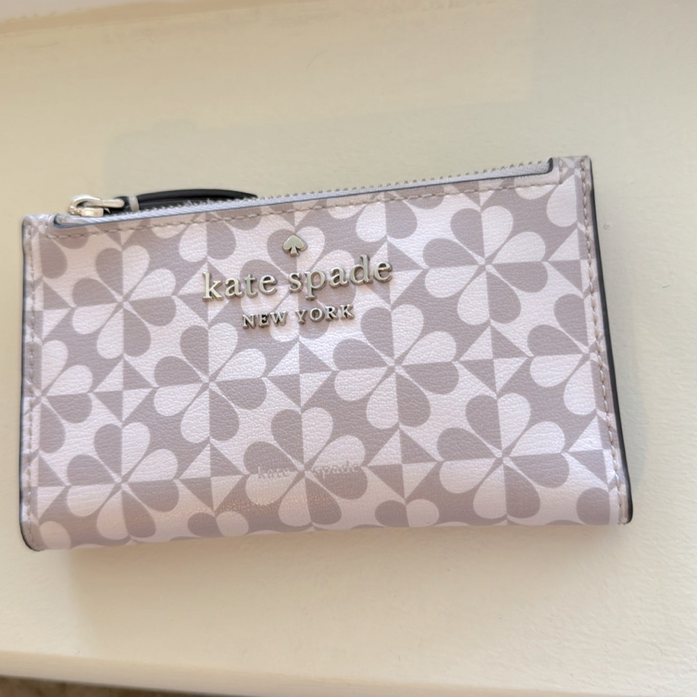 Kate Spade Hollie Spade Clover Geo Bifold Wallet
